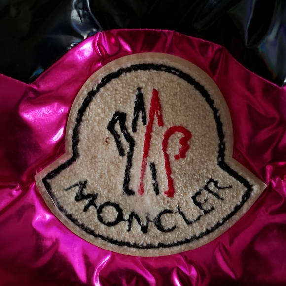 Moncler puffy doggy jacket paw bootys - Picture 2 of 6